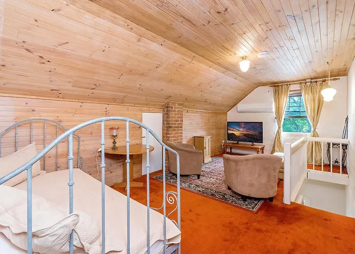 Eliza 1875 Red Brick Duplex Townhouse